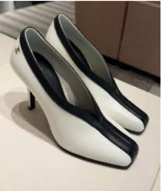 Chanel 2026 High-heeled Pump White Sheepskin