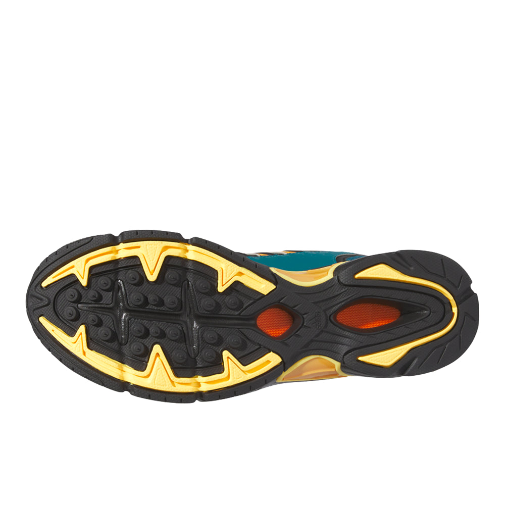 Temper Run 2 Lace Up Sneakers