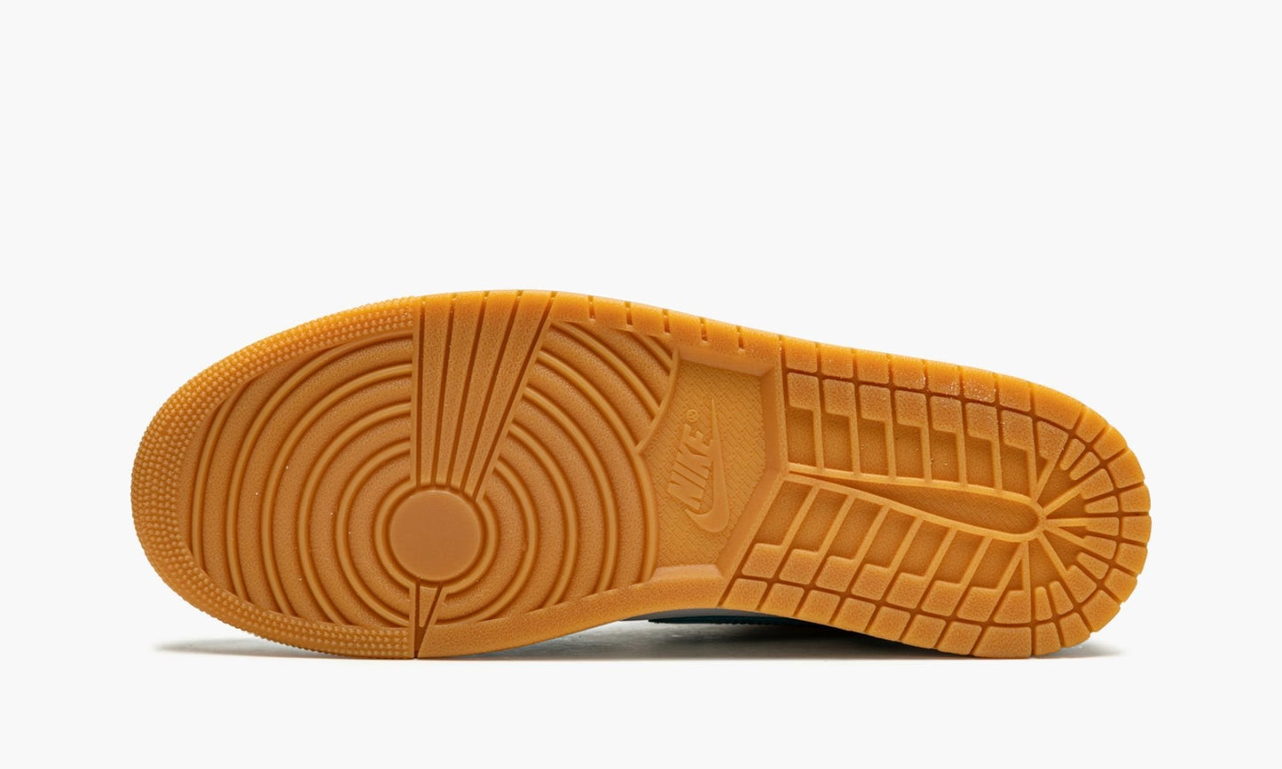 Air Jordan 1 Low SE Barcelona Sneakers - Modern Classic