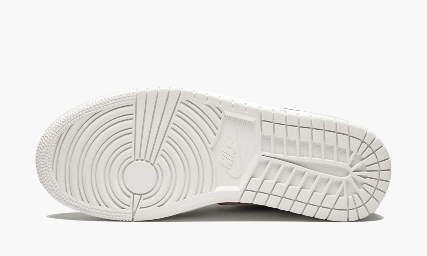 Air Jordan 1 Retro High OG Phantom Sneakers - Retro Classic