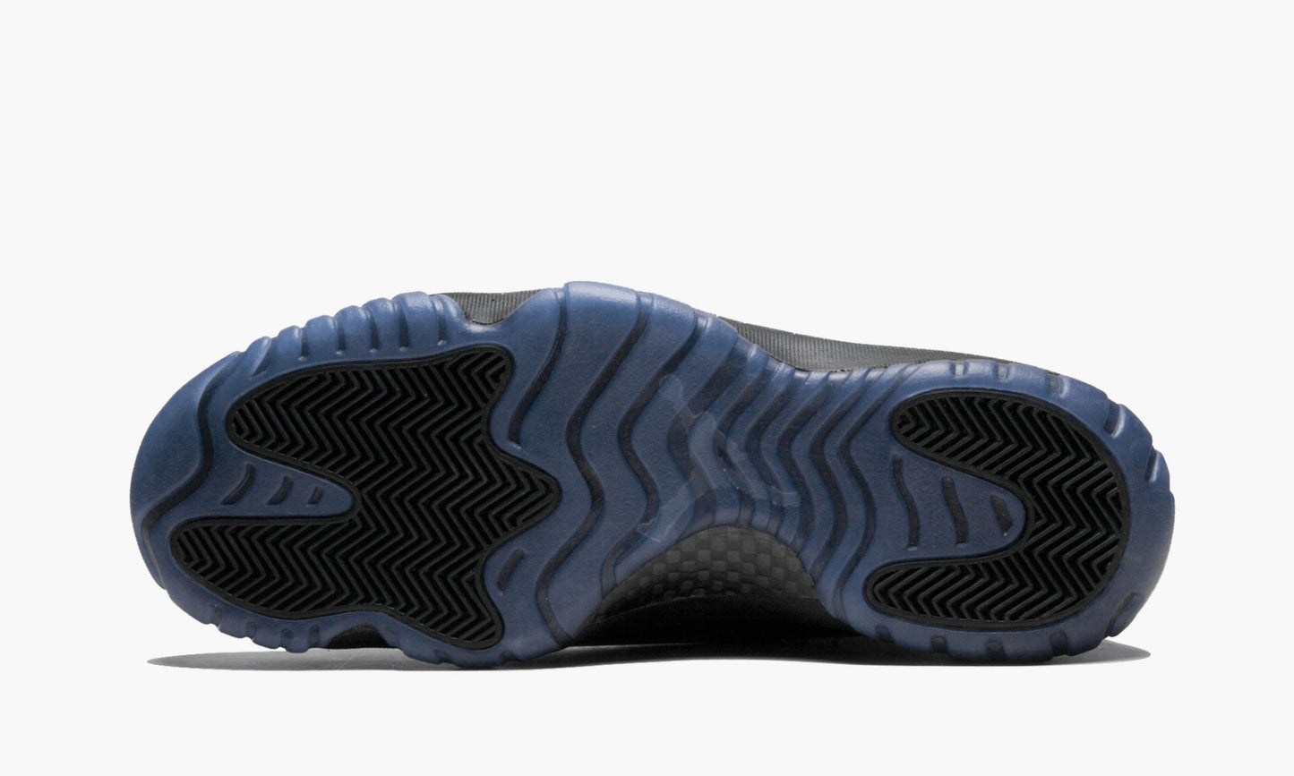 Air Jordan 11 Retro Cap & Gown Sneakers - Retro Classic