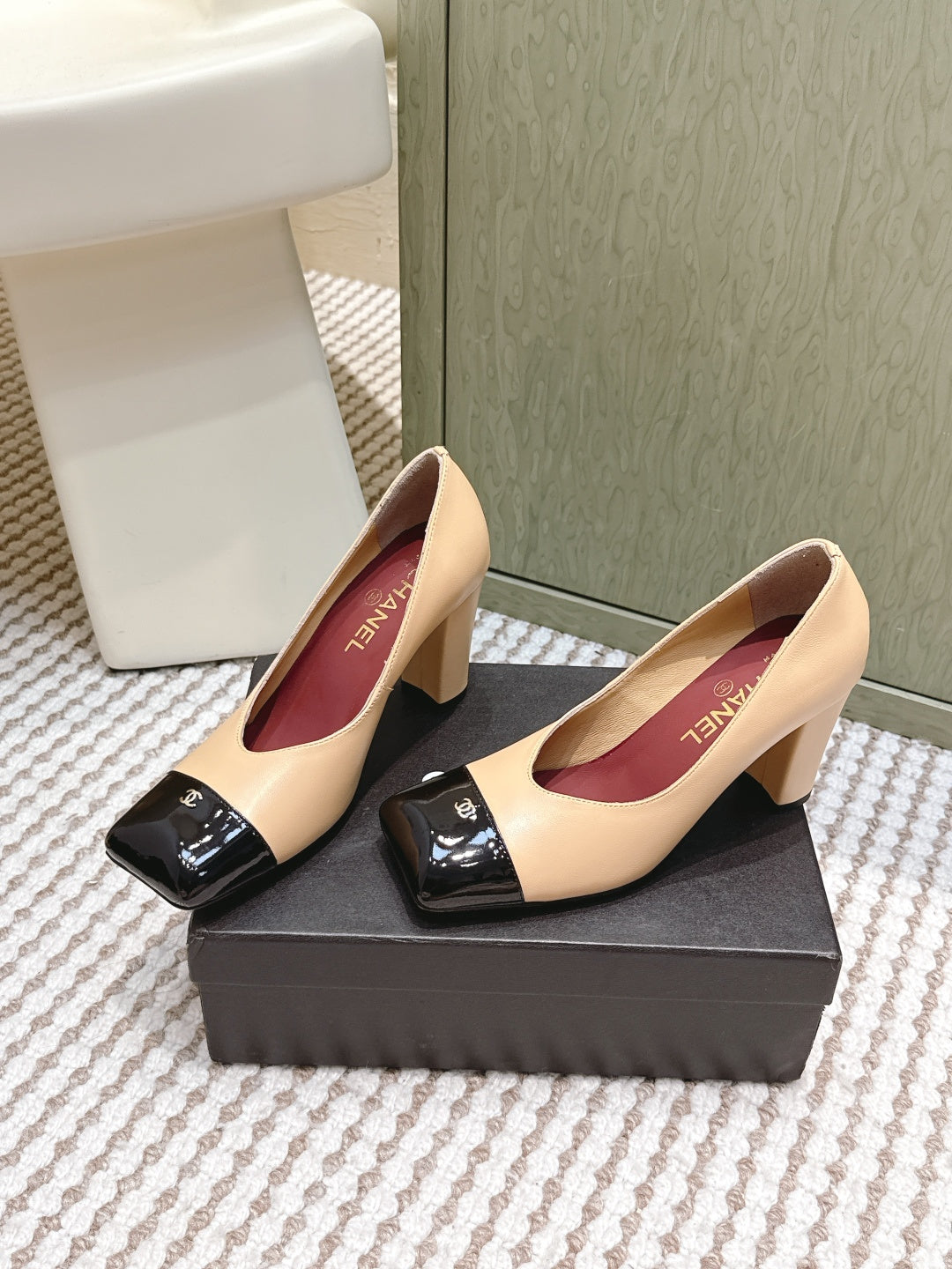 CC 26s Pump 90 Patent Leather Sheepskin