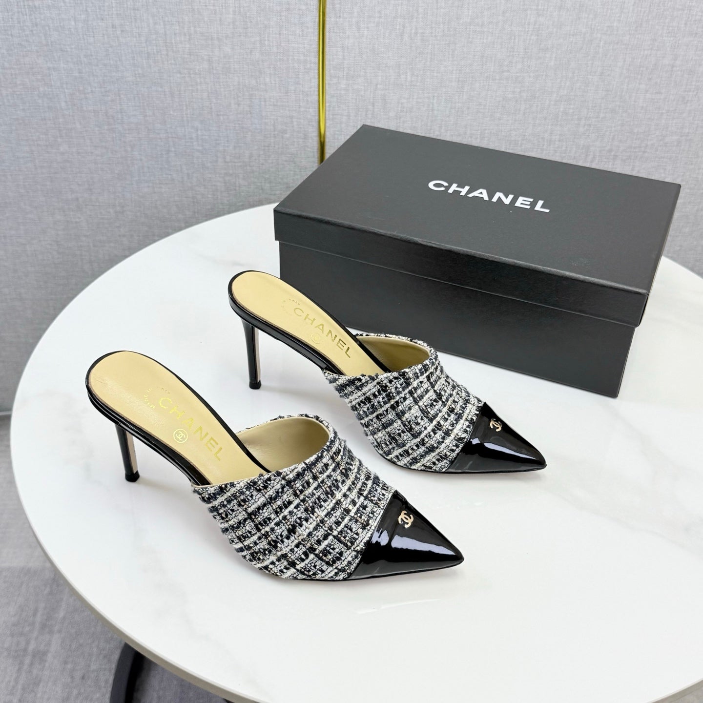 Chanel 2026 Pointy Heeled Mules 85mm Tweed Pearl 801951