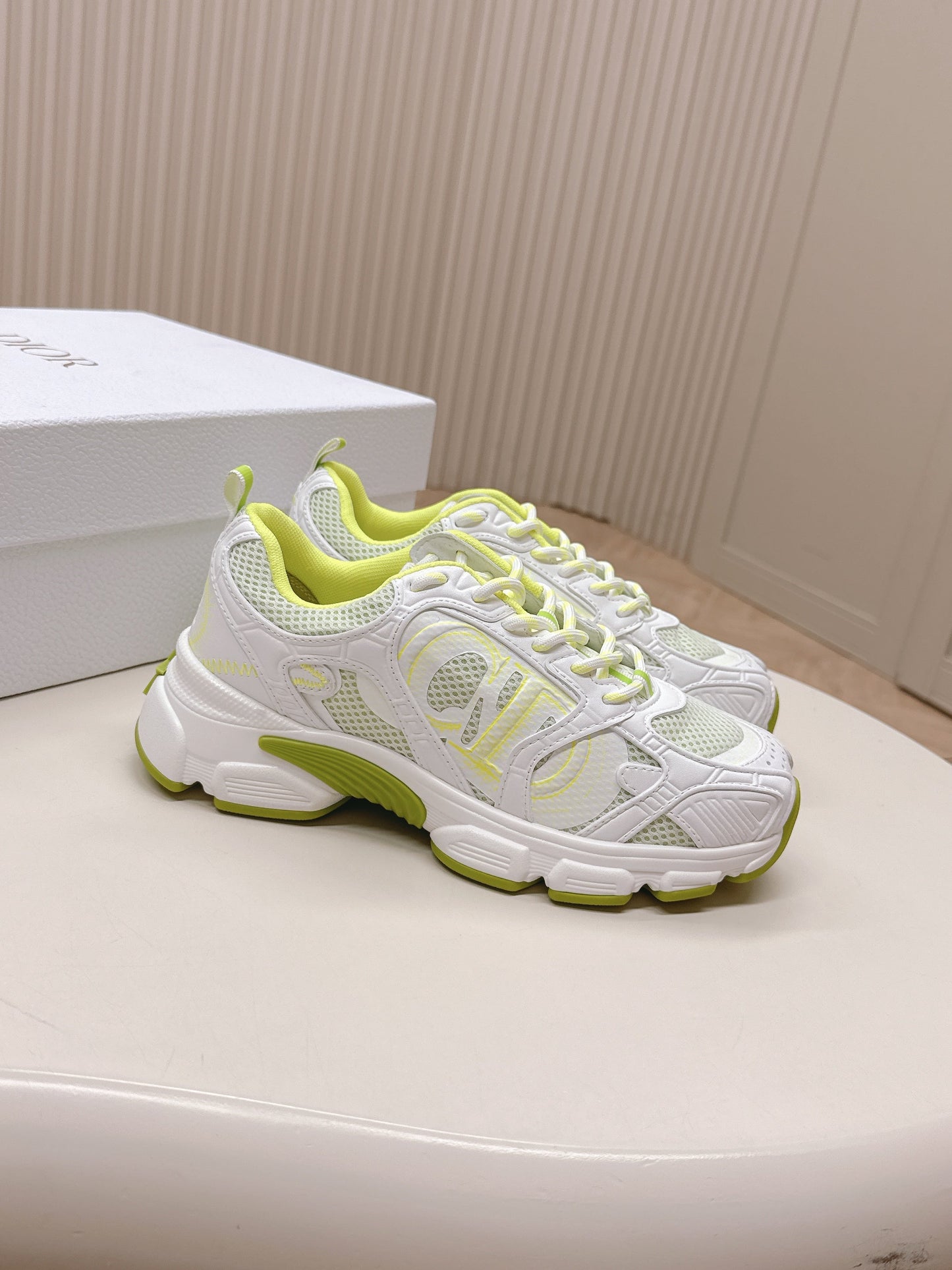 CD 26s Chrono Sneakers White Green Cowhide Mesh 643754
