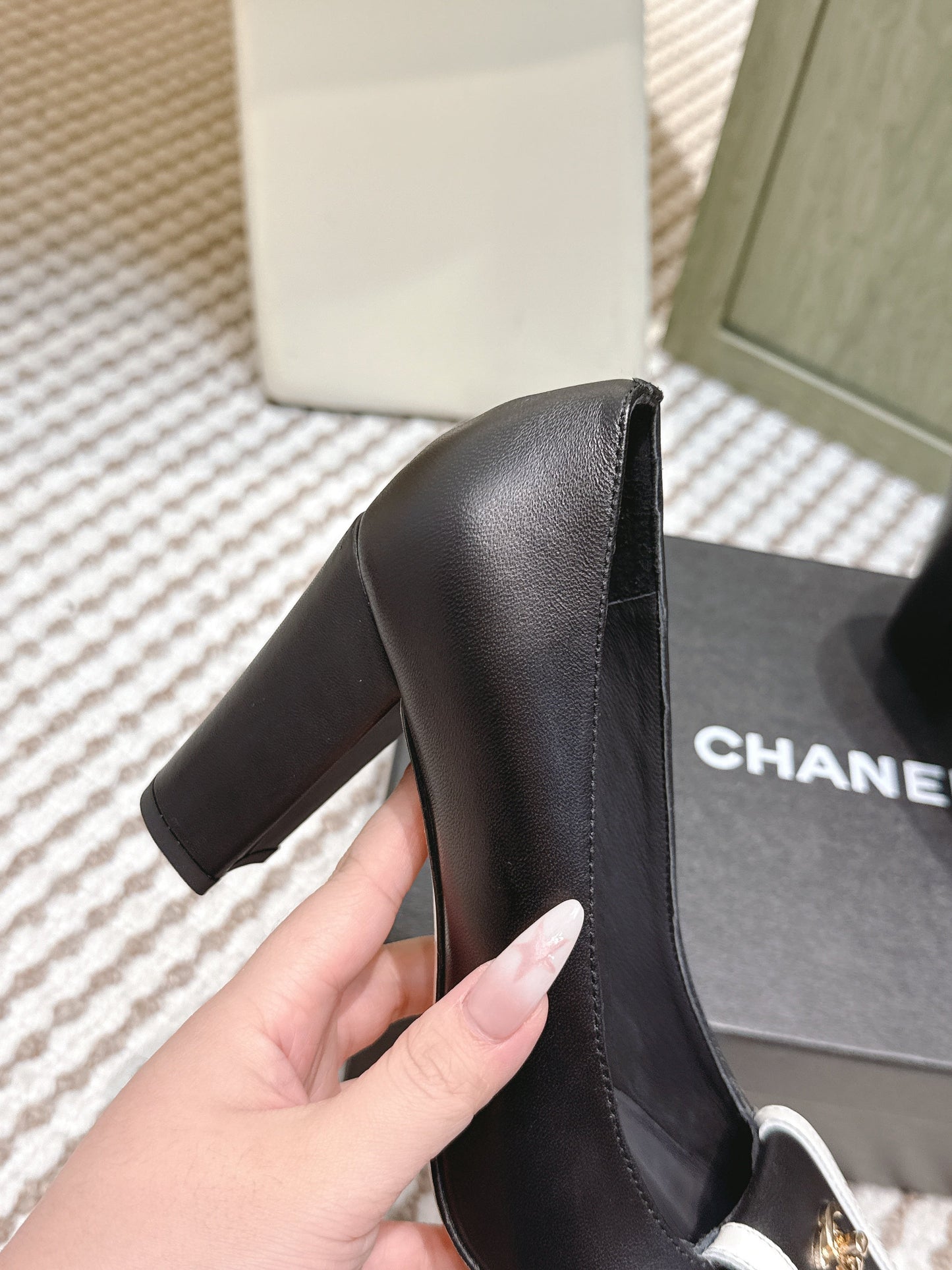 Chanel 2026 Pump Suede and Lambskin