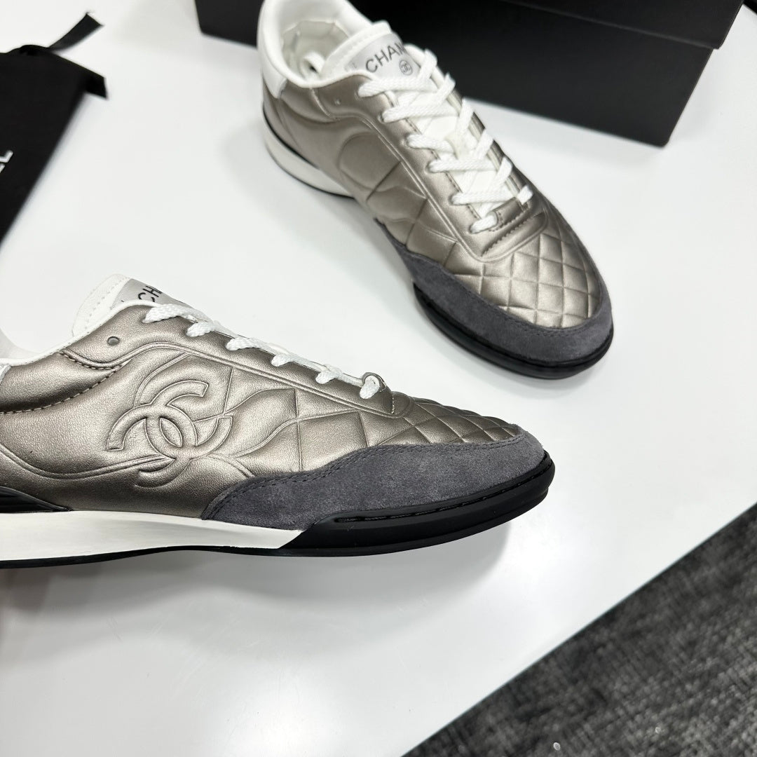 CC 26s Casual Sneakers Gold Metallic Gray Suede Cowhide 626458
