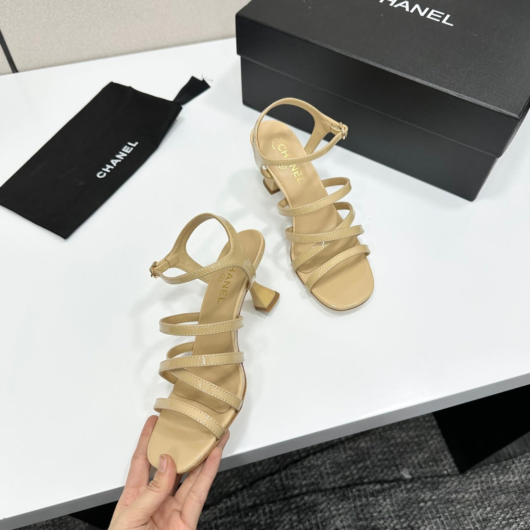 CC 26s High Heel Sandals 65 Beige Patent Leather 626289