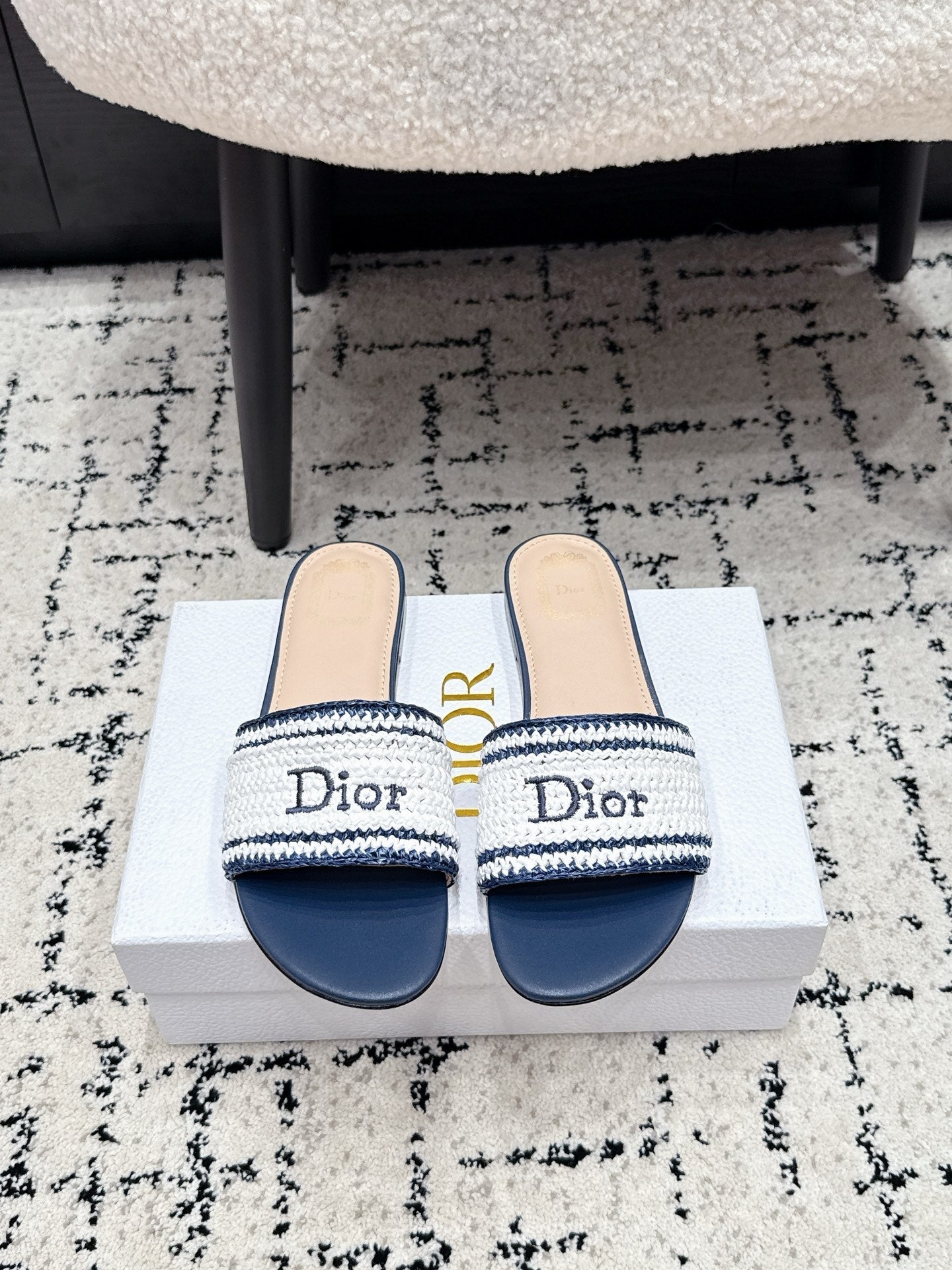 Dior 2026 Flat Sandal Raffia Woven 847001