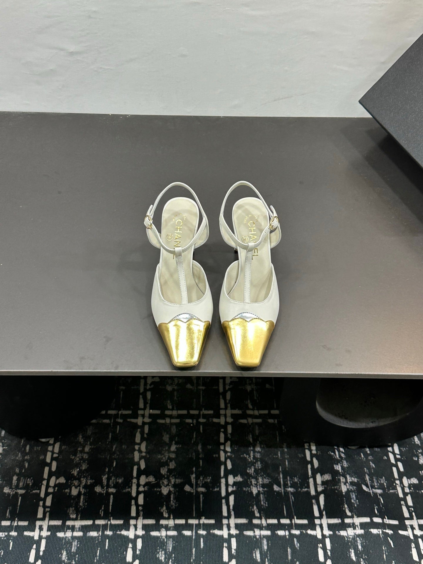 Chanel 2026 Slingback Pumps Leather Sheepskin 832516