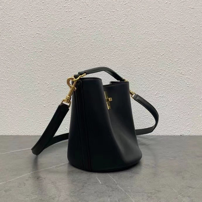 Celine 2026 Teen Bucket Bag 18cm Black Smooth Calfskin