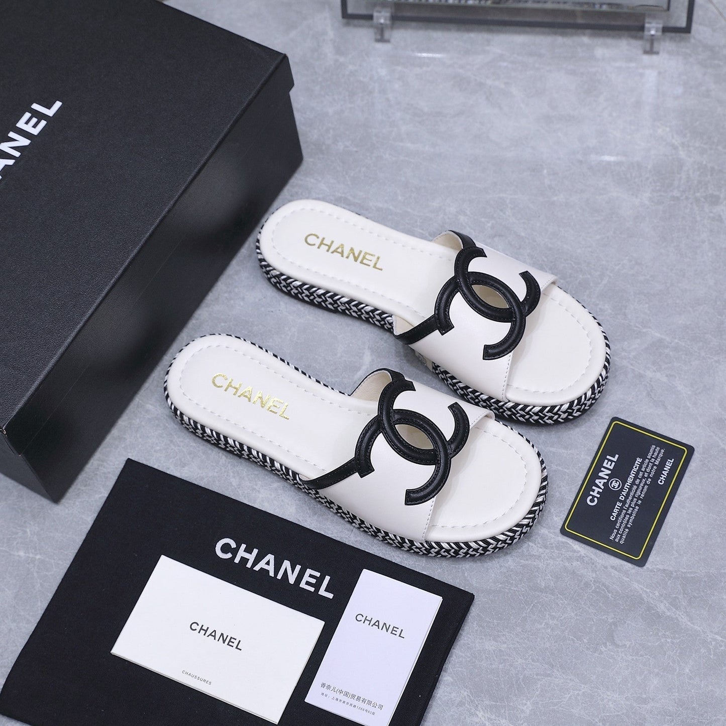 Chanel 2026 Slippers White Sheepskin 758400