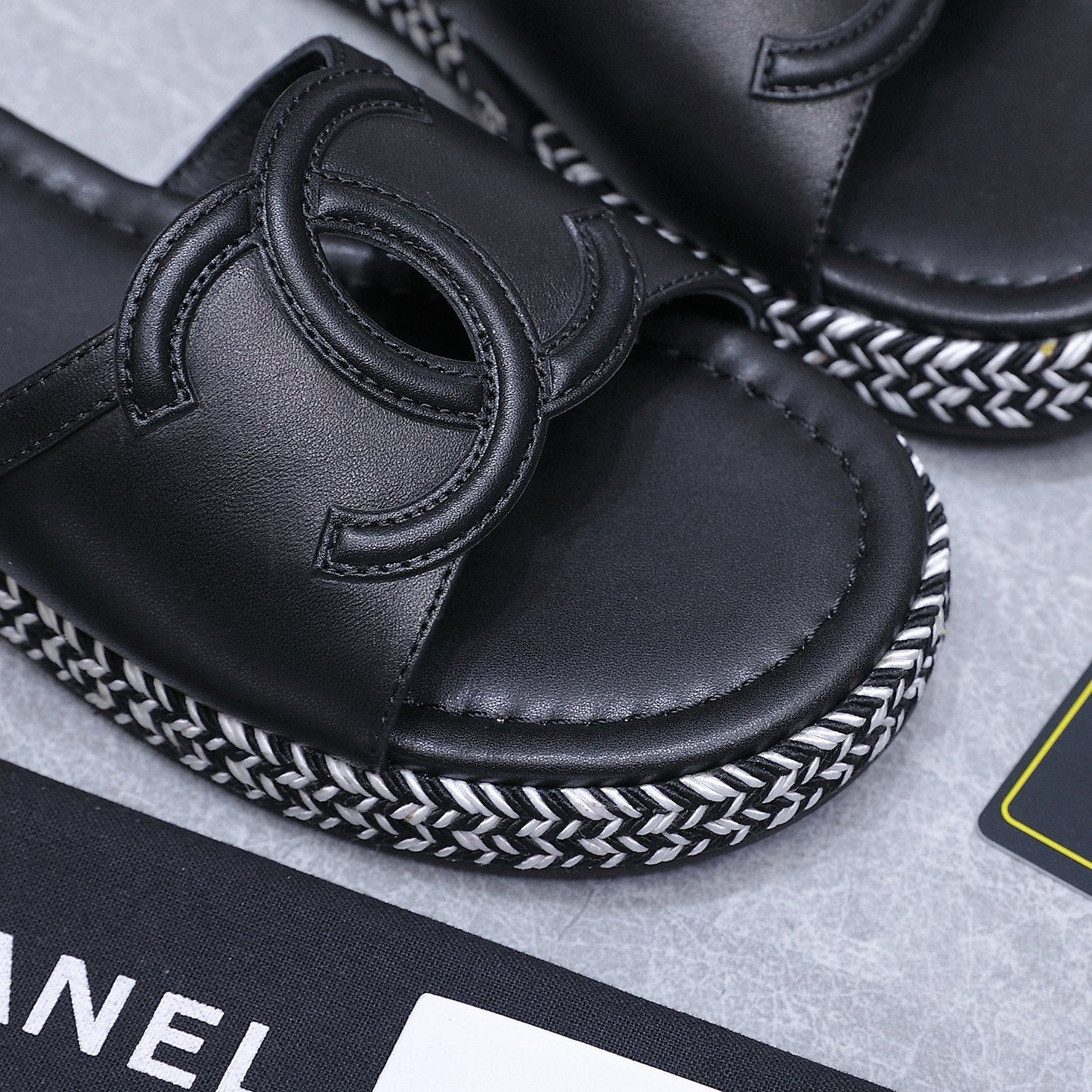 Chanel 2026 Slippers Black Sheepskin 758402