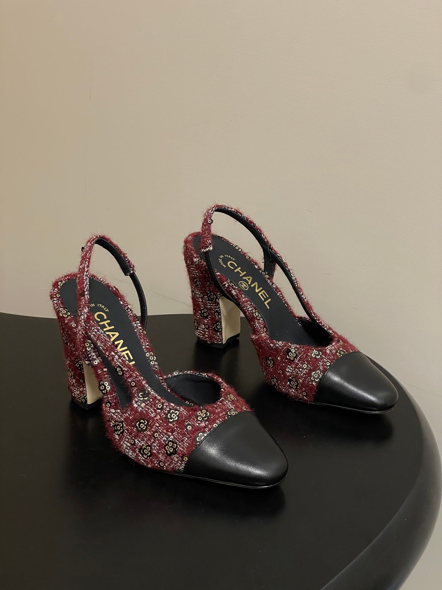 CC 26s Slingback 95 Dark Red Black Tweed Sheepskin 649422