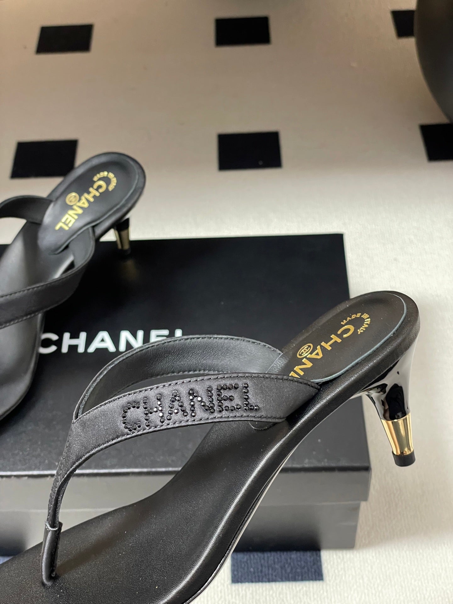 Chanel 2026 High-Heeled Flip-Flops Leather Sheepskin 834697
