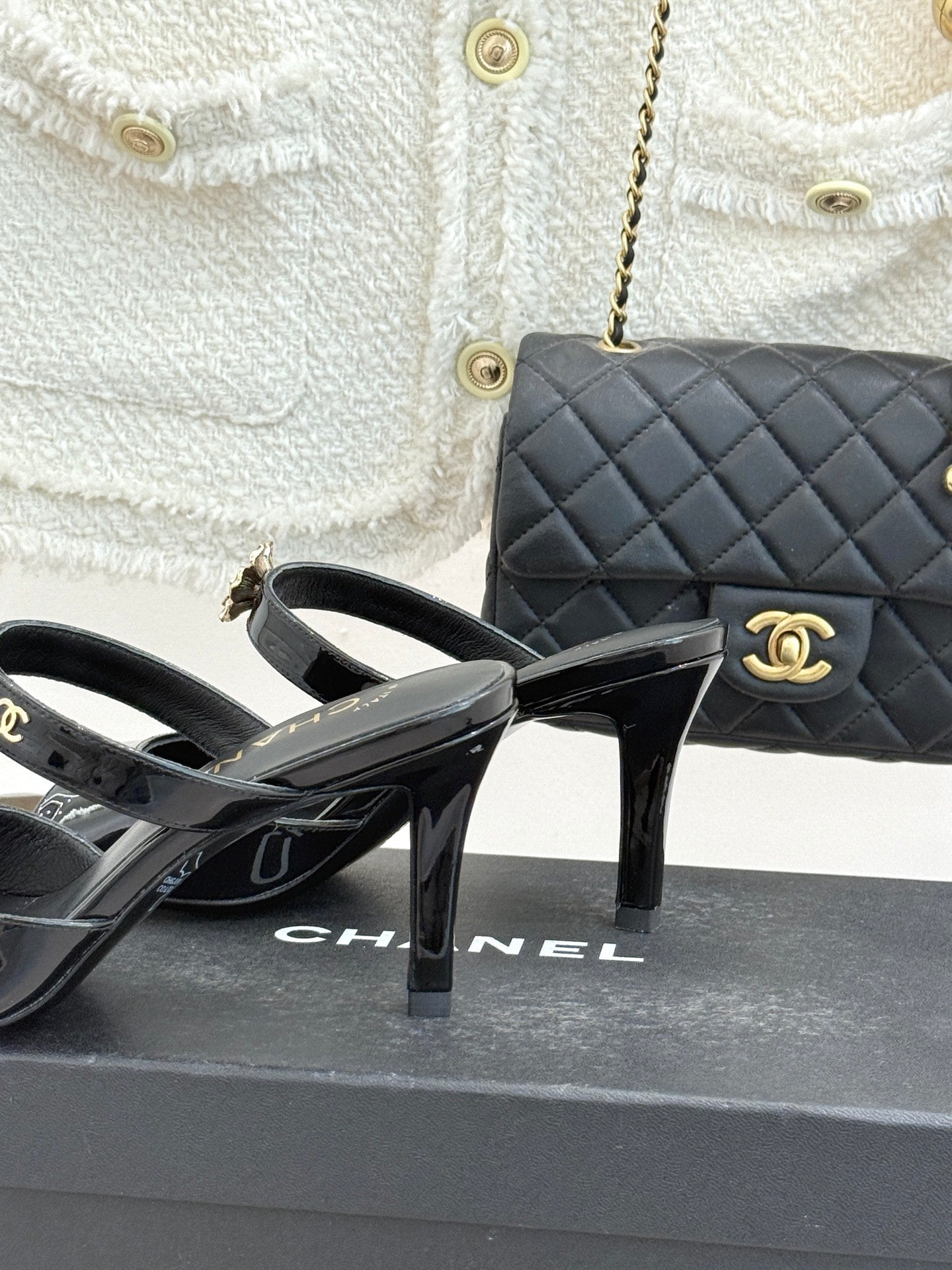CC 26s High Heeled Sandals Black Patent Leather 643034