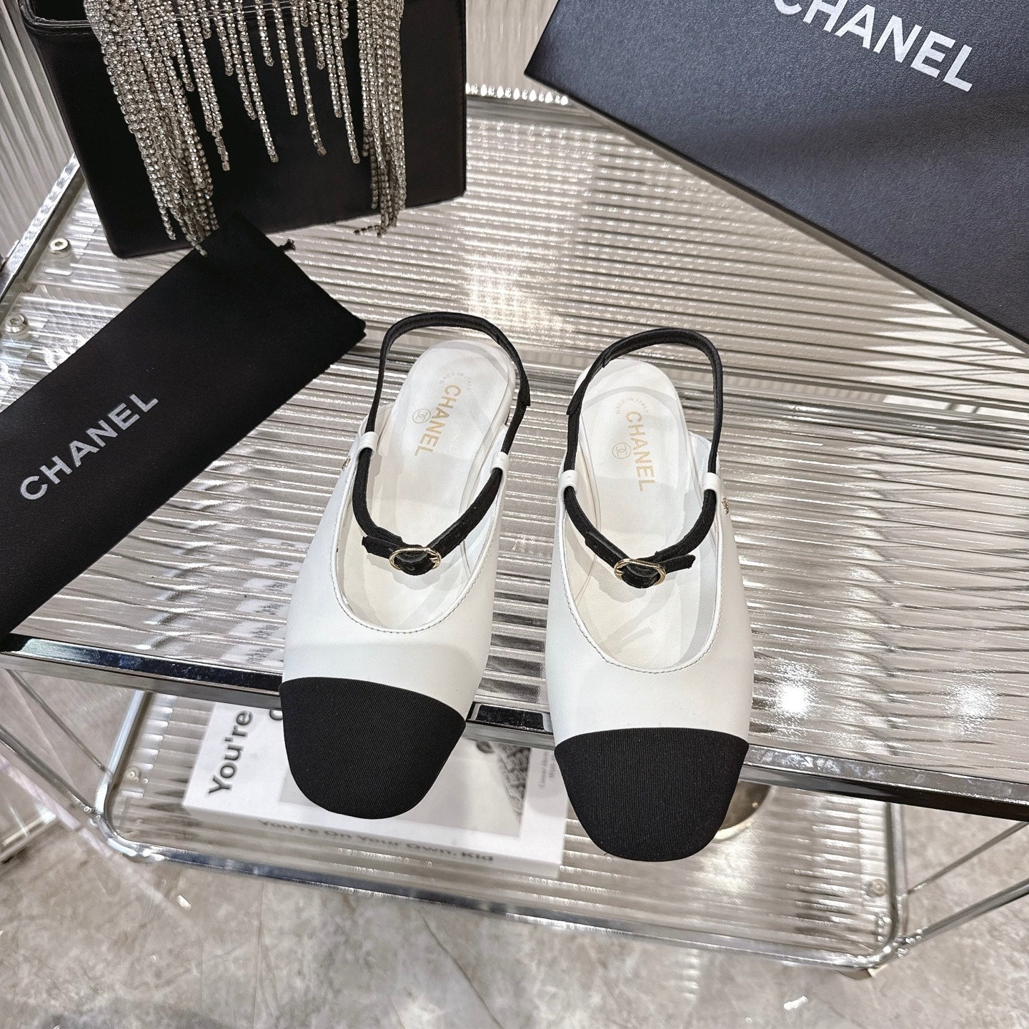 CC 2026 Retro Sandals White Black Sheepskin 668075