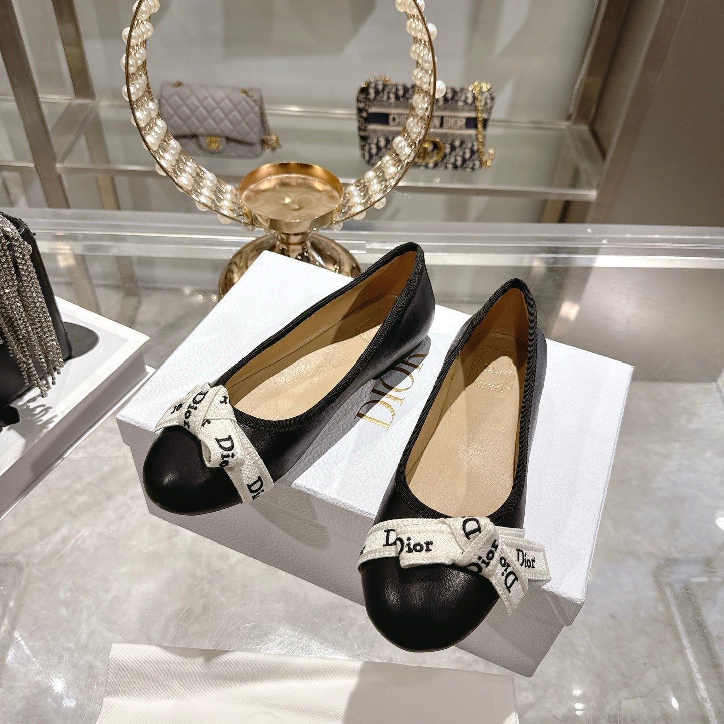 CD 26 Bow Ballet Flat Embroidered Sheepskin