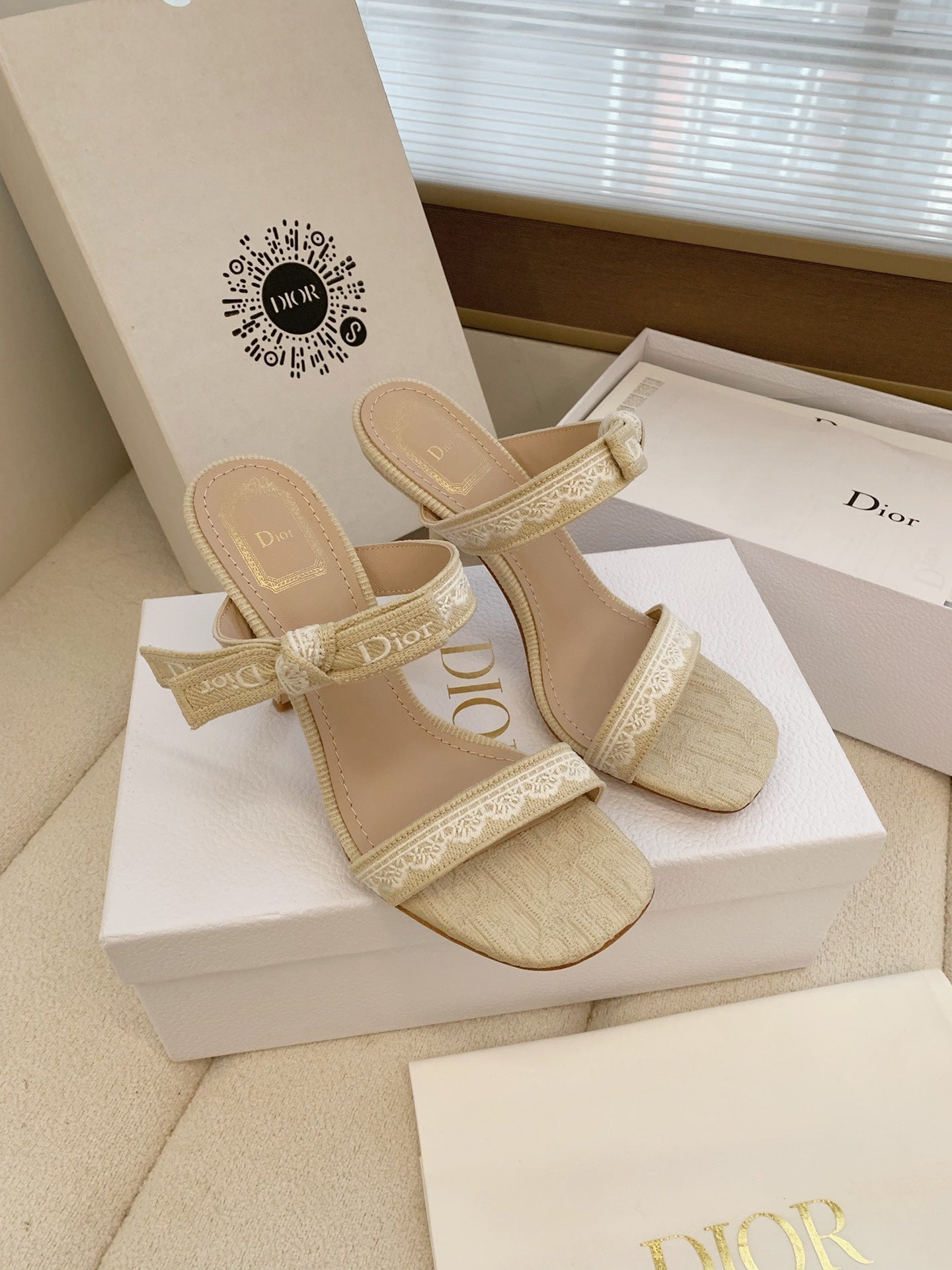 CD 26s High Heel Sandal 100 Beige Canvas Sheepskin 664179