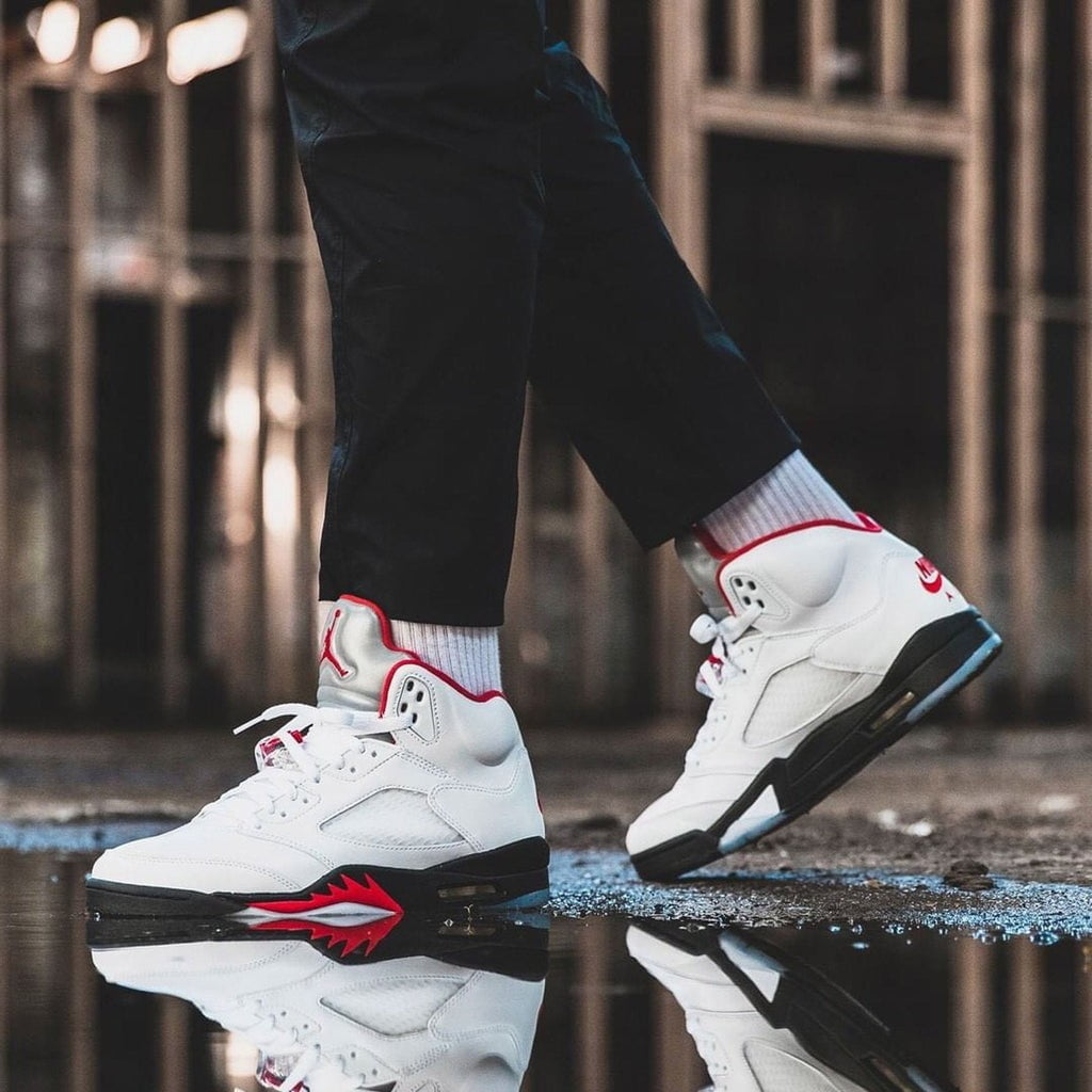 Jordan 5 Retro Fire Red Silver Tongue Sneakers - Style Staple