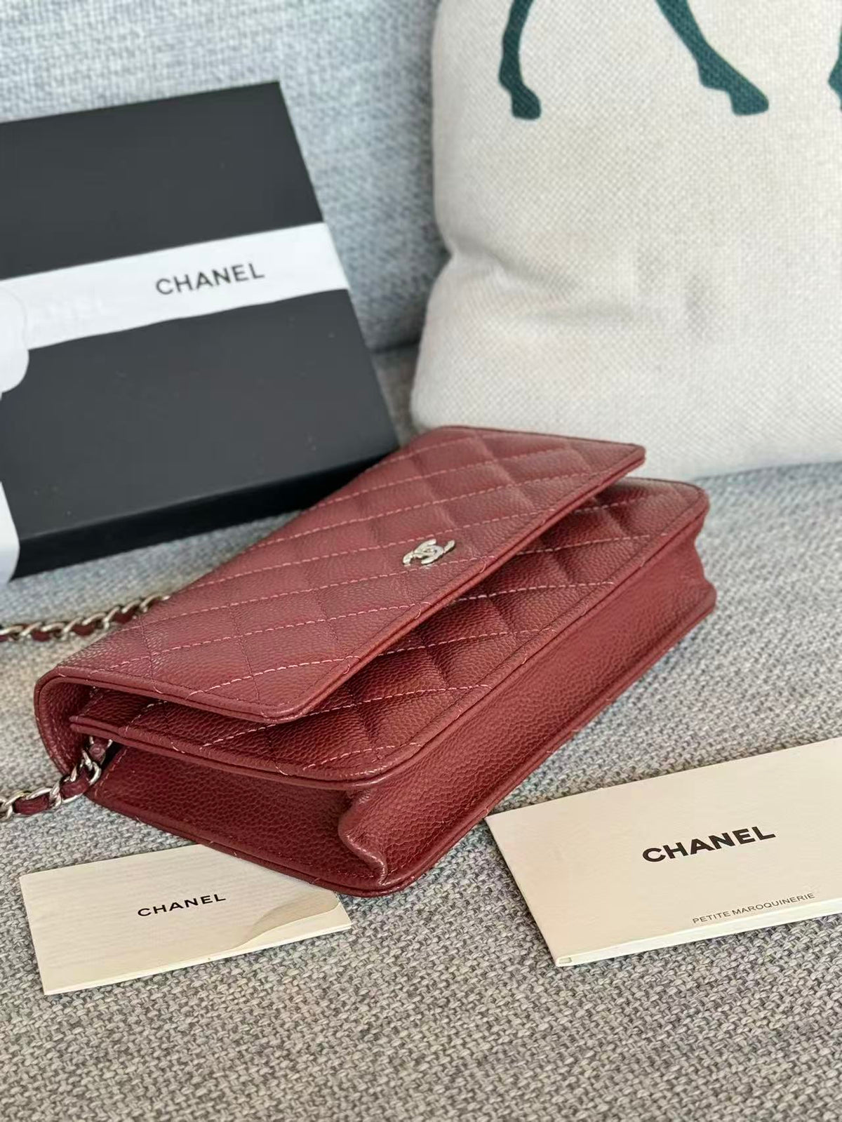 CC Classic WOC 19cm Burgundy Caviar Leather