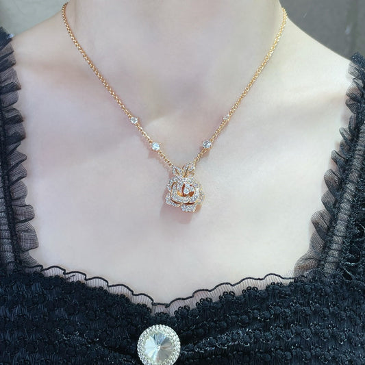 ROSE BAGATELLE DIAMOND MEDIUM NECKLACE