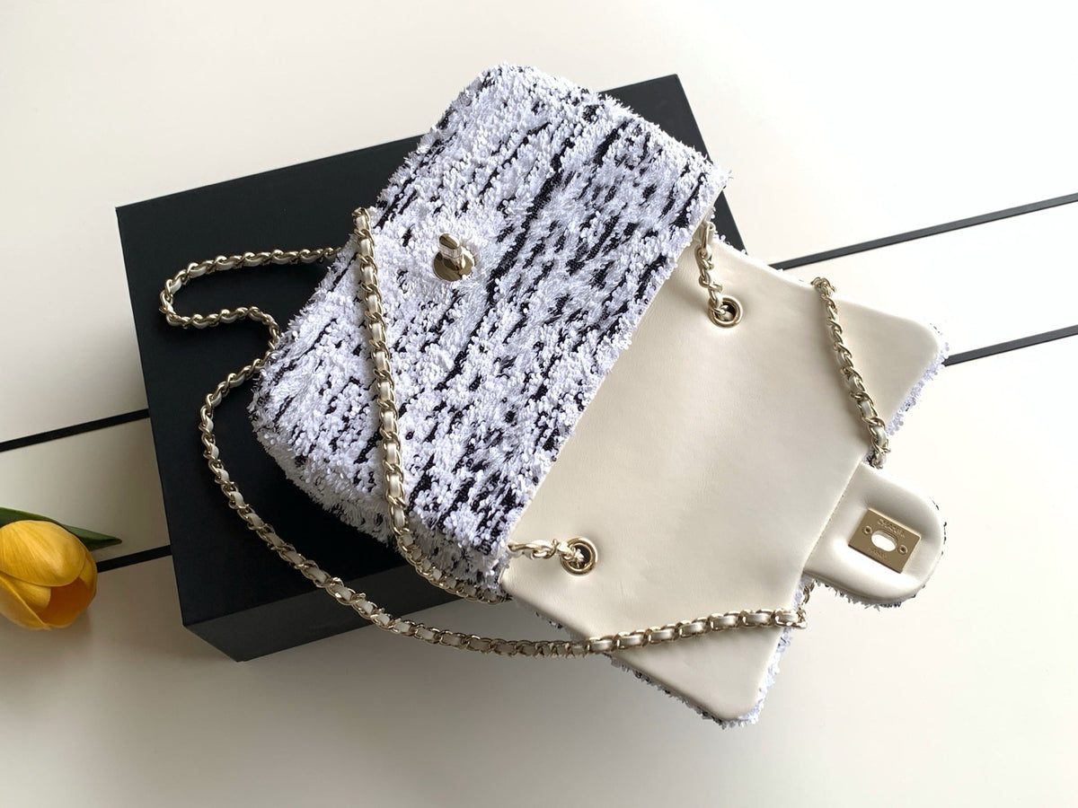 CC Flap Bag 21cm Black White Sequin Gold Hardware 157767