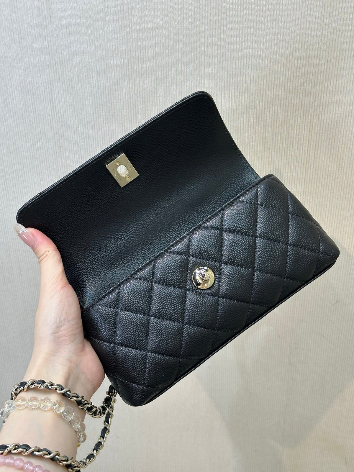 CC Coco Handle Bag 21cm Grained Calfskin Leather