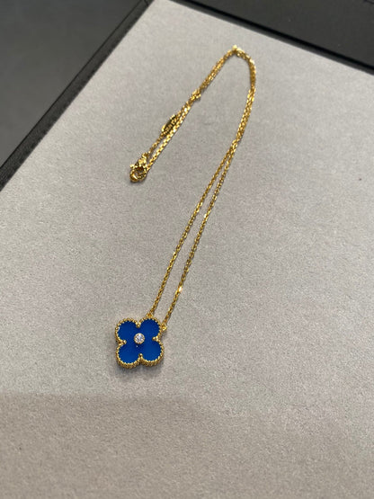 VCA Clover Vintage Agate Blue 1 Diamond Necklace Gold