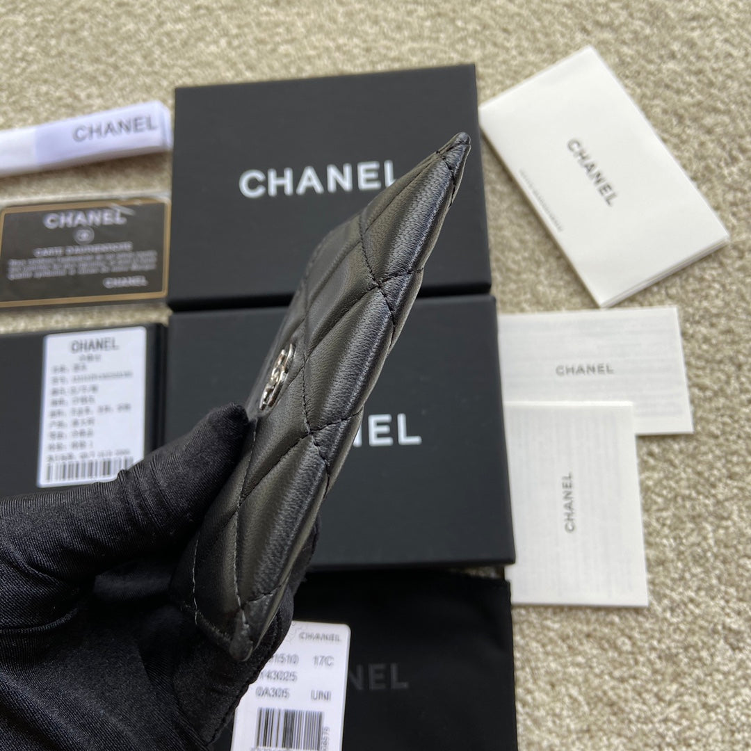CC Classic Card Holder Black Sheepskin Sliver Steel 173997
