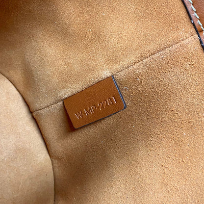 Celine 2026 Teen Bucket Bag 18cm Tan Smooth Calfskin