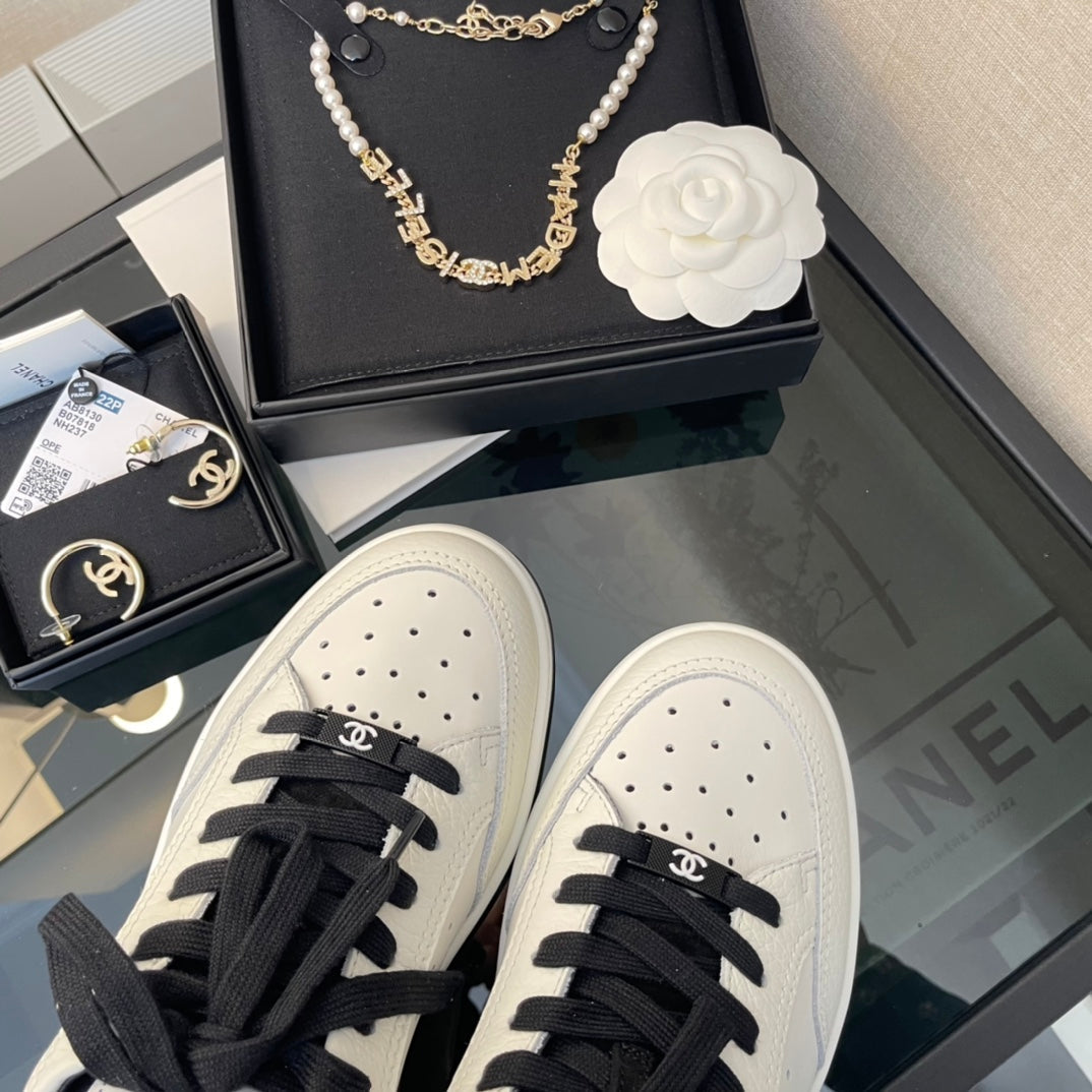 CC 22A Sneaker Black White Calfskin & Rubber 413922