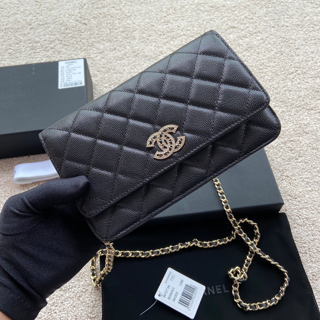 CC Classic Woc 20cm Black Grained Calfskin Diamond Gold Hardware