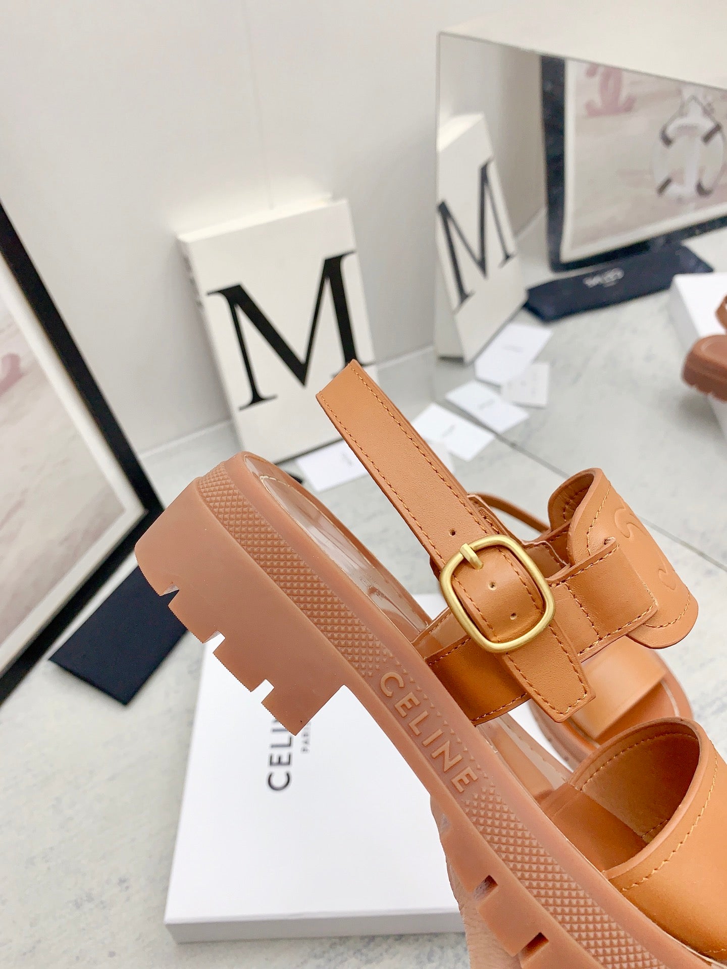 Celine 26 Clea Triomphe Retro-Chic Sandals Calfskin Leather 732451
