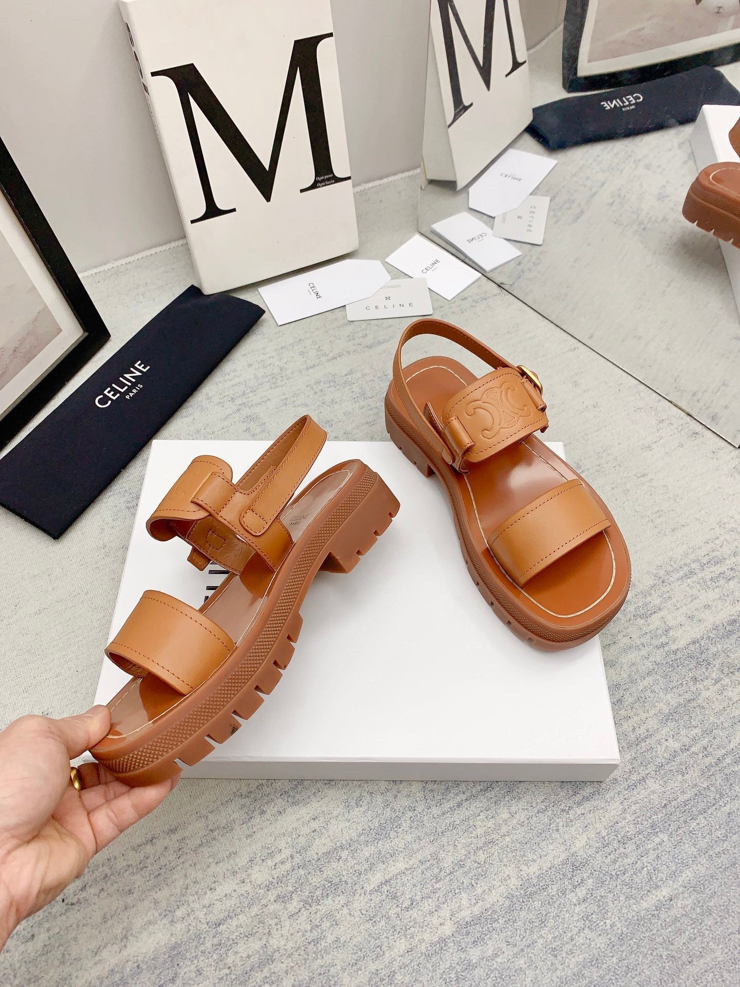 Celine 26 Clea Triomphe Retro-Chic Sandals Calfskin Leather 732451