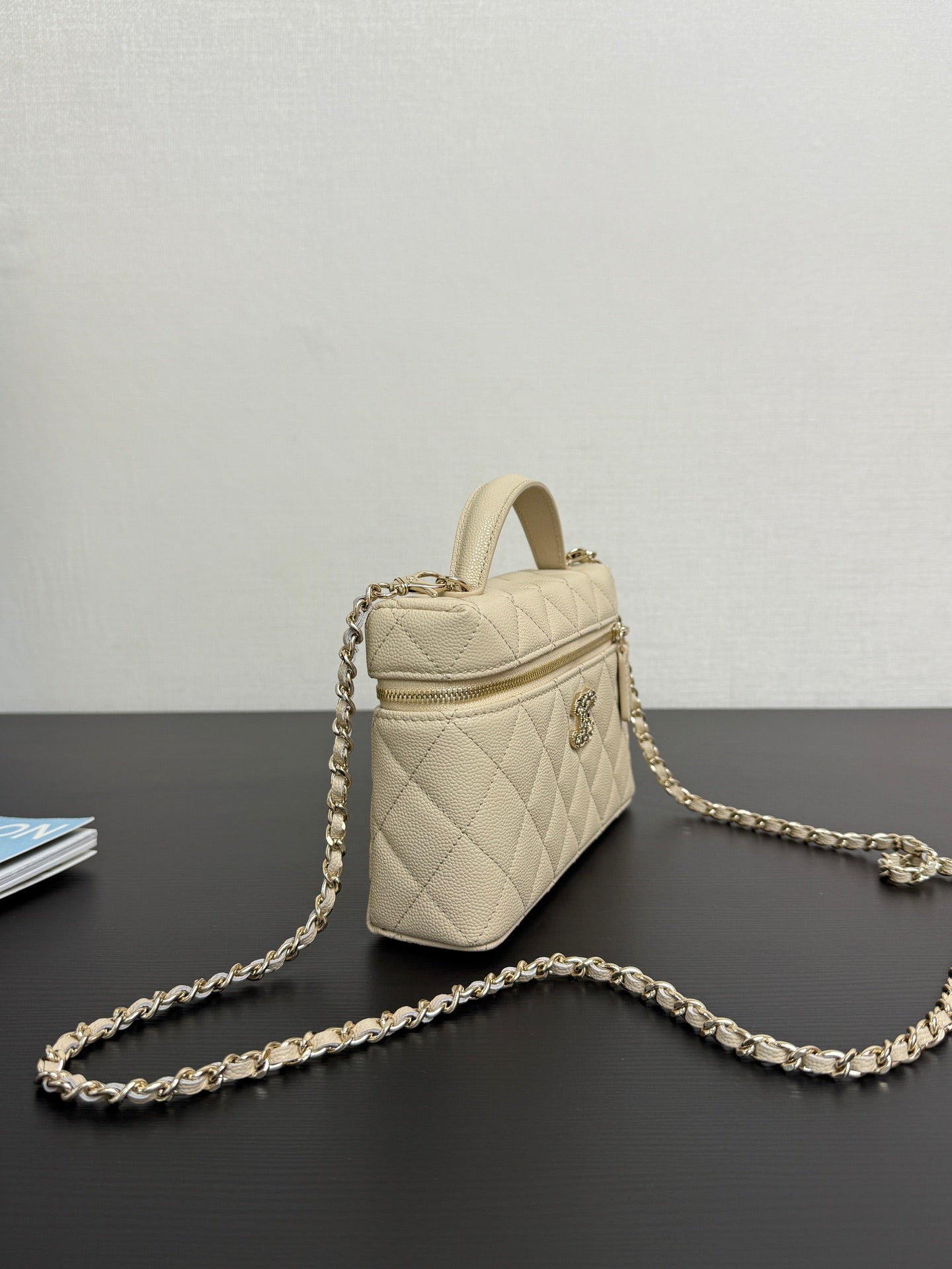 Chanel 2026 Vanity Bag 19cm Cream Calfskin