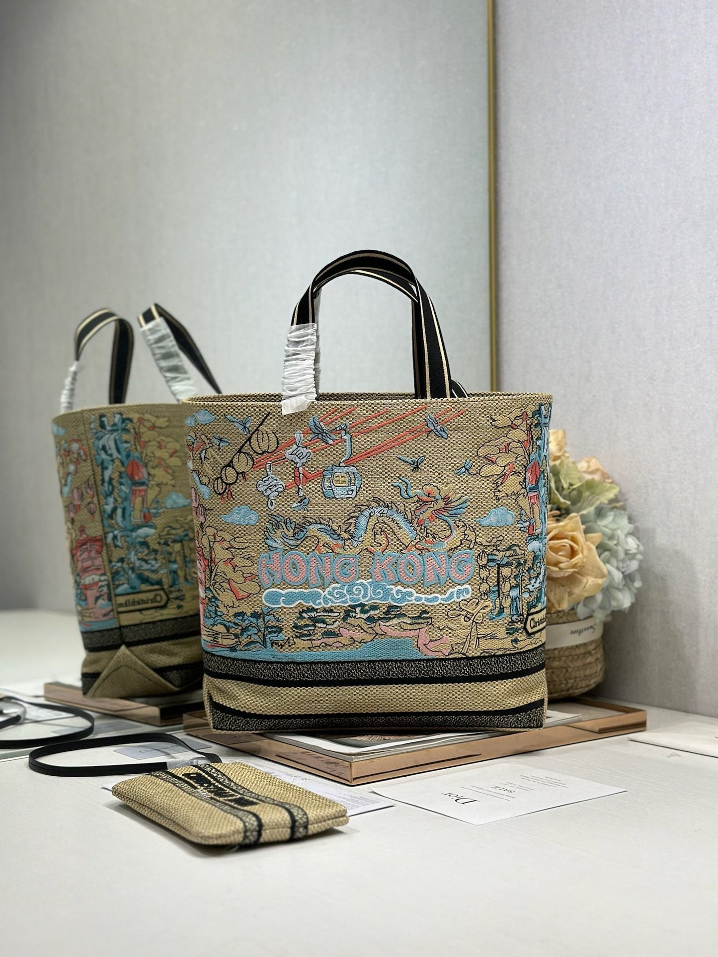 Dior 2026 City Postcard Resort Style Handbag "Hong Kong Exclusive" Canvas 288602