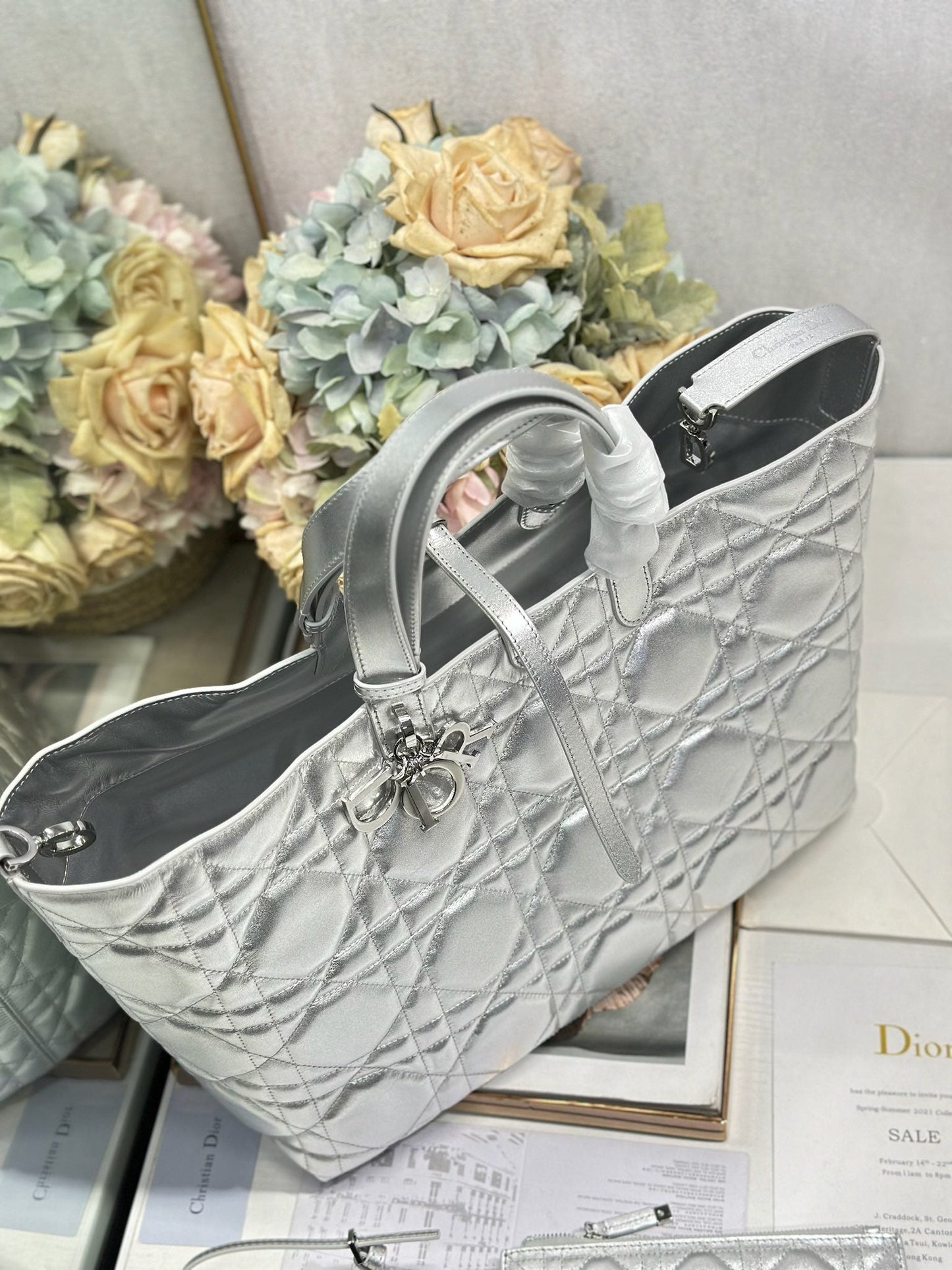 Dior 2026 Toujours Bag Silver Calfskin 288544