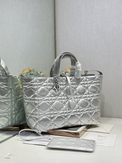 Dior 2026 Toujours Bag Silver Calfskin 288544