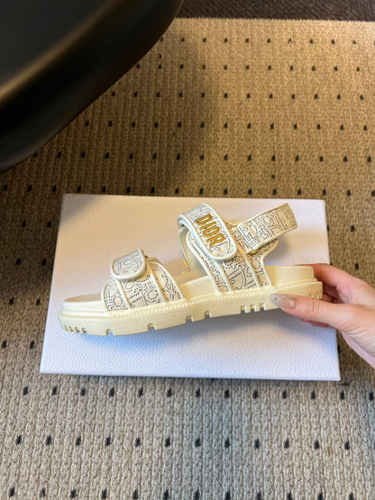 CD 26 Flats Sandals White Beige Sheepskin Embroidered Fabric 621798