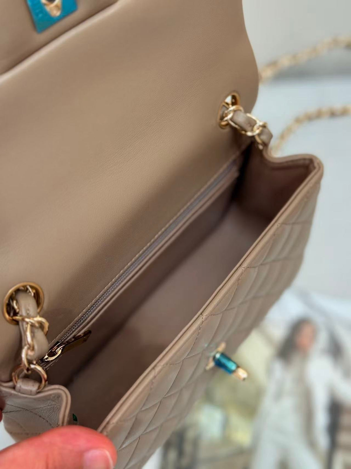 Medium Classic Flap Bag 23cm Light Beige Lambskin Gold Hardware