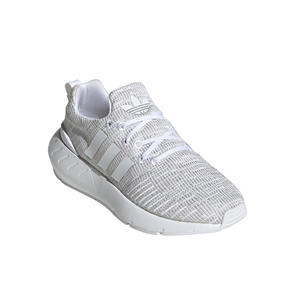 Swift Run 22 Running Shoes (Big Kid)