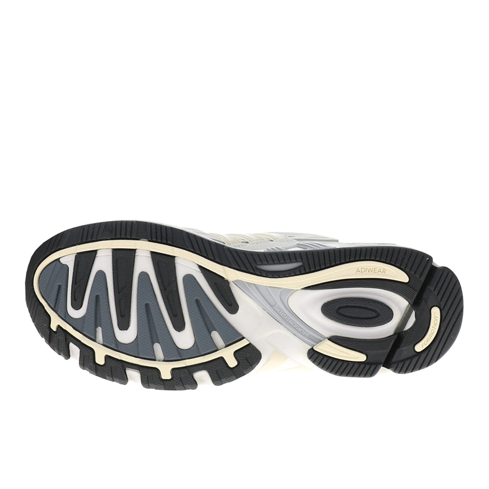 Response CL Lace Up Sneakers