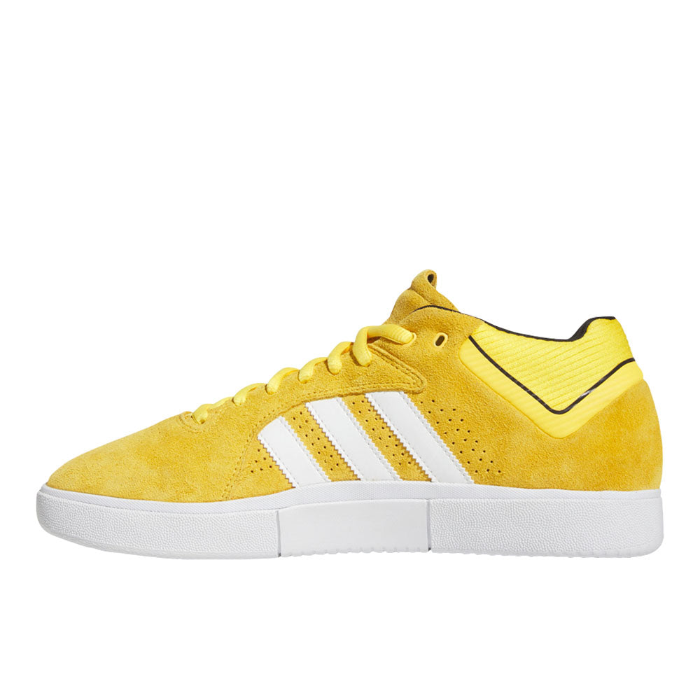 Tyshawn Lace Up Sneakers