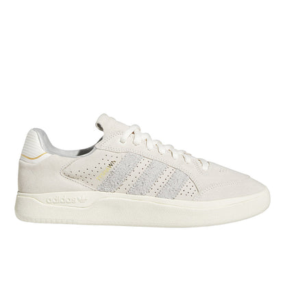 Tyshawn Low Lace Up Sneakers