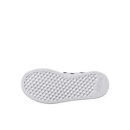 Grand Court 2.0 Slip On Sneakers (Little Kid)