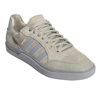 Tyshawn Low Lace Up Sneakers