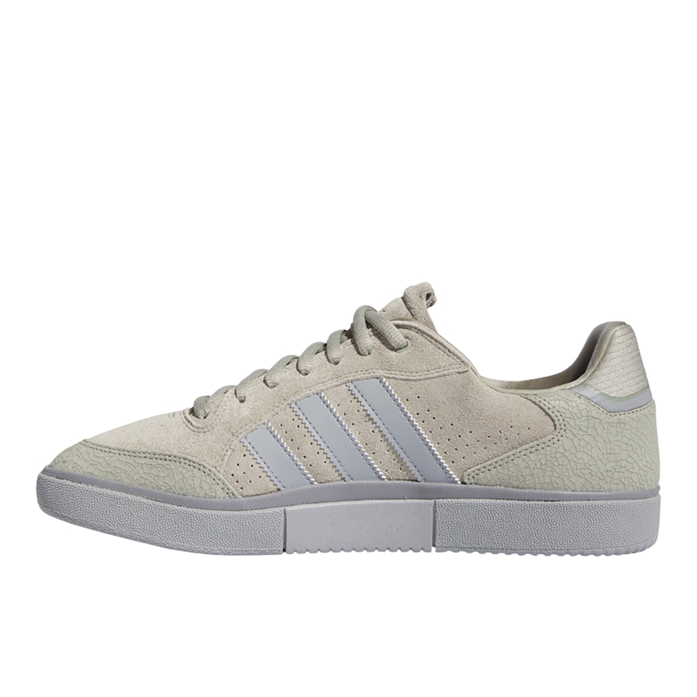 Tyshawn Low Lace Up Sneakers