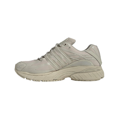 Adistar Cushion GTX Lace Up Sneakers