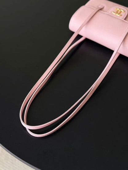 Chanel 26 Shoulder Bag 17cm Pink Caviar Leather