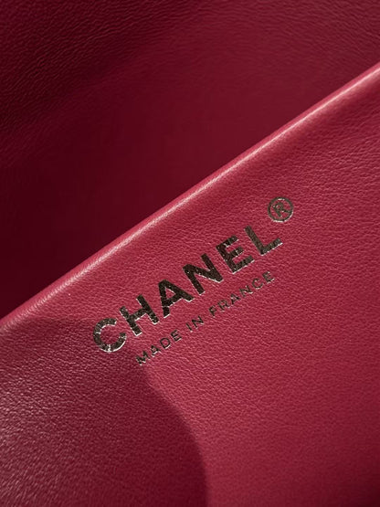 Chanel 2026 Maxi Flap Bag 38.5cm Calfskin